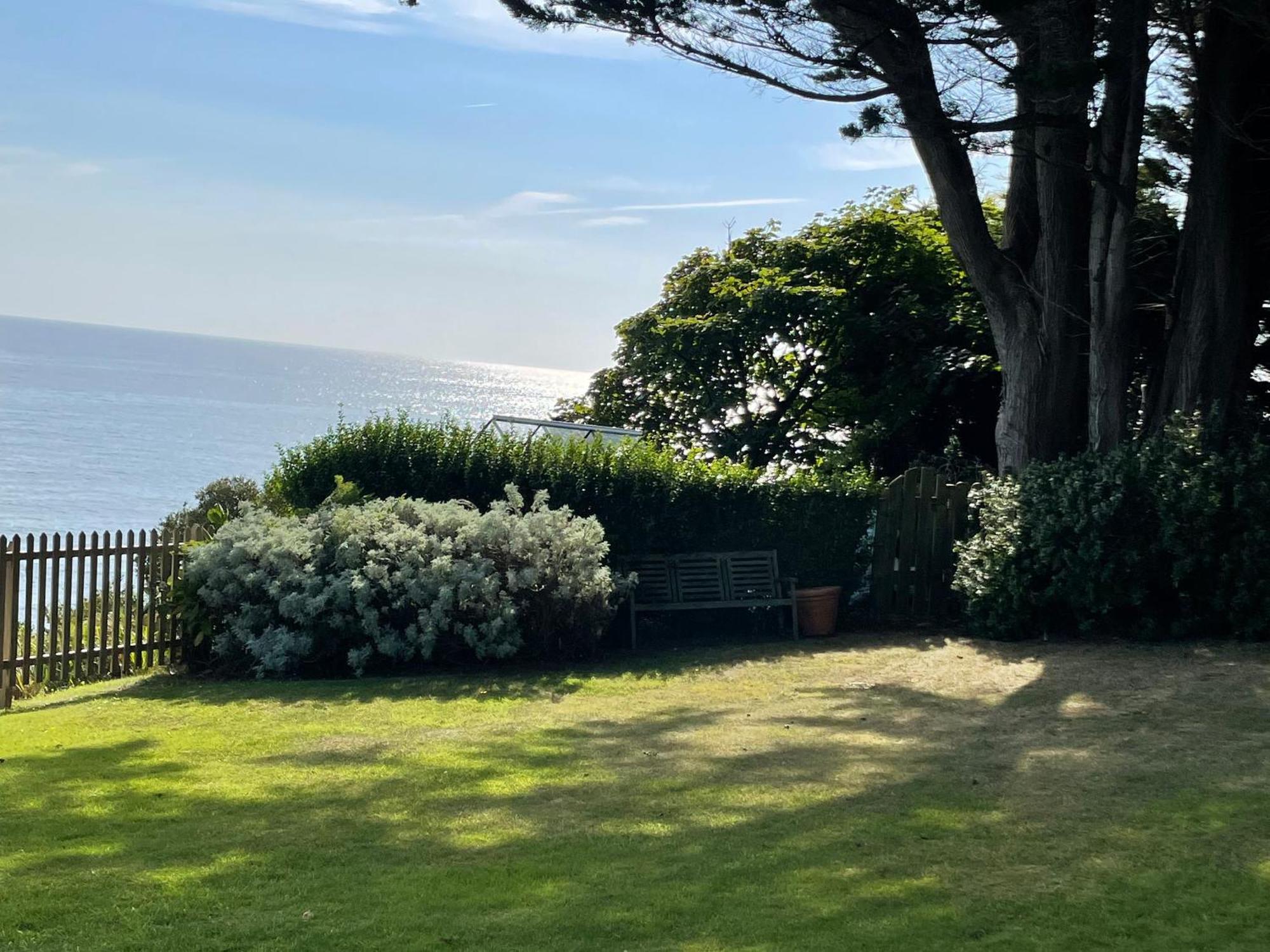 Rocklea Seaside Cottage Newcastle  Kültér fotó